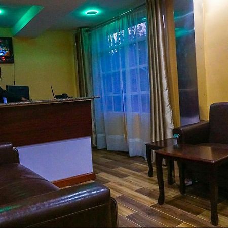 Kentania Hotel & Spa, Nakuru - Kenya ภายนอก รูปภาพ