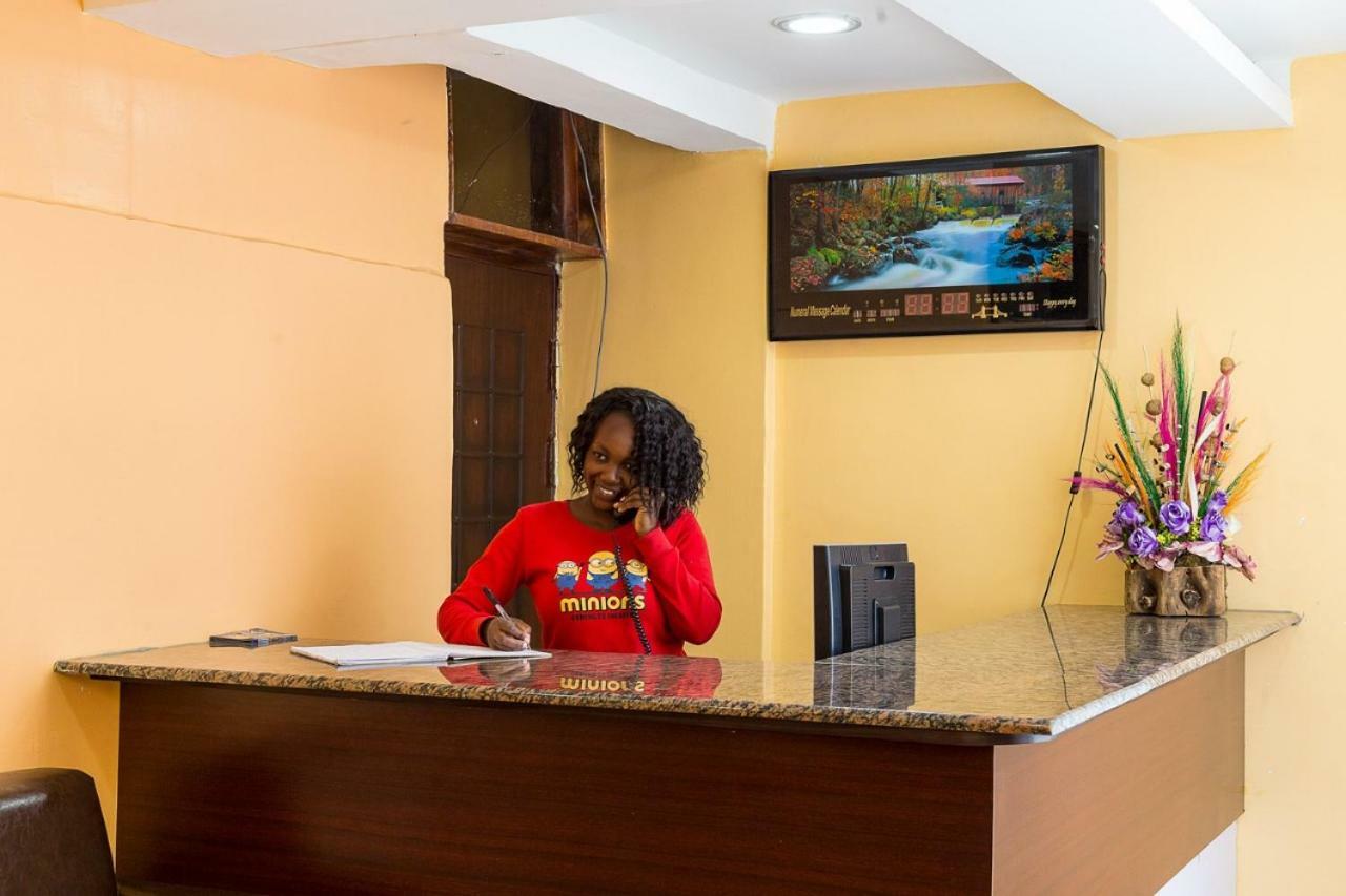 Kentania Hotel & Spa, Nakuru - Kenya ภายนอก รูปภาพ